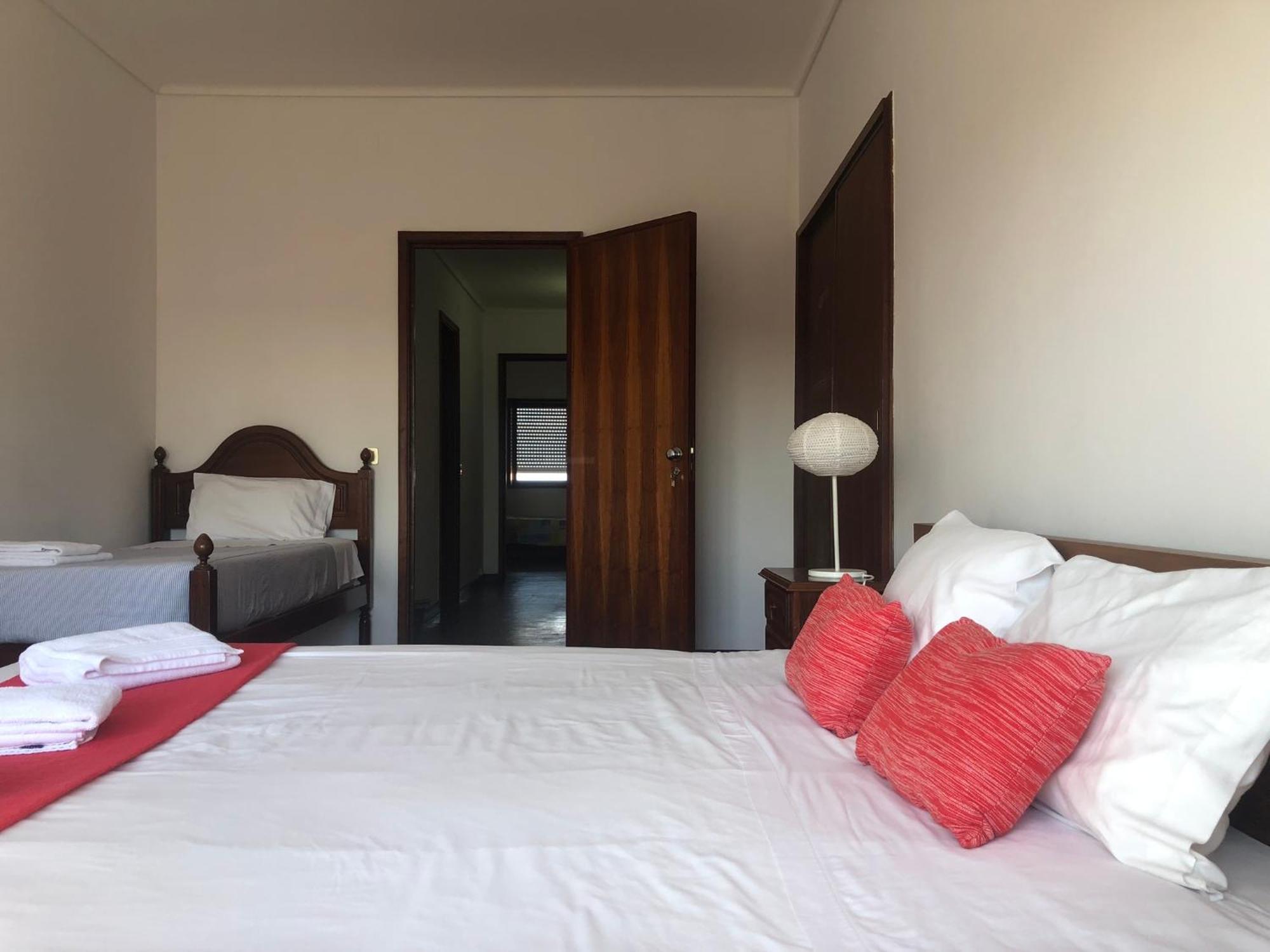 Hotel Avenida 83 Aveiro Zewnętrze zdjęcie
